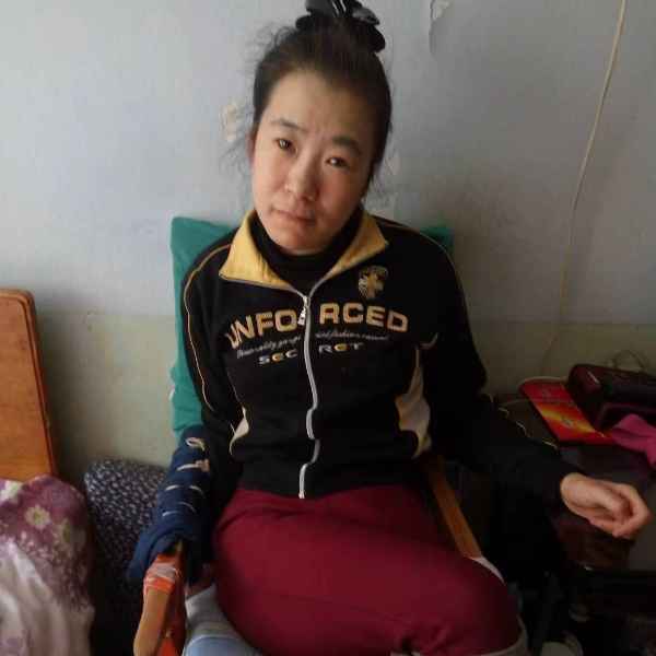 辽宁45岁单身美女真诚找对象-珠海征婚相亲网
