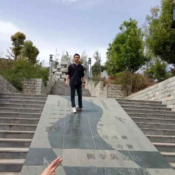 陕西27岁单身帅哥真诚找对象-珠海征婚相亲网