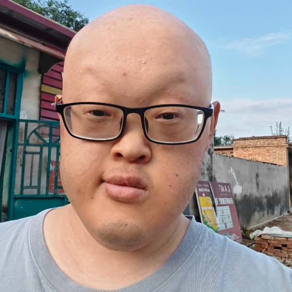 山东27岁单身帅哥真诚找对象-珠海征婚相亲网