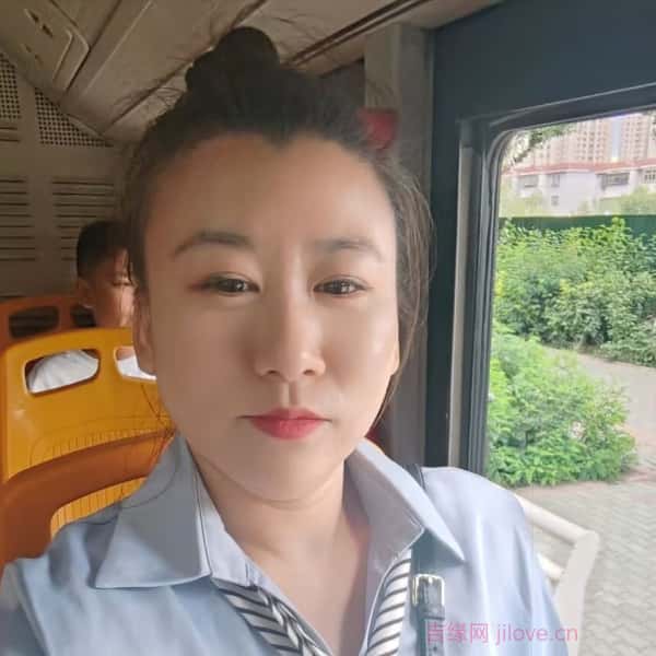 新疆34岁单身美女真诚找对象-珠海征婚网