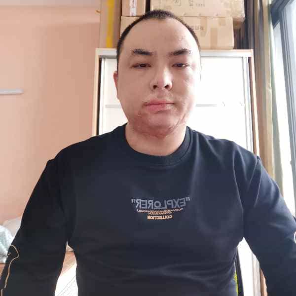 33岁岁四川单身帅哥 - 珠海吉缘网