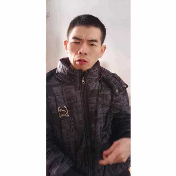 33岁岁四川单身帅哥 - 珠海吉缘网