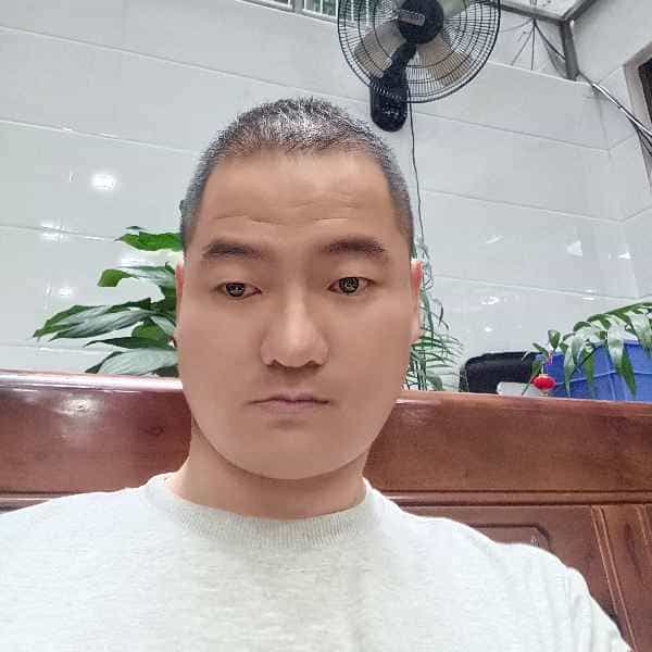 37岁岁福建单身帅哥 - 珠海吉缘网