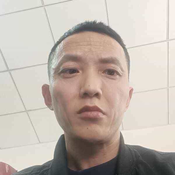 40岁岁四川单身帅哥 - 珠海吉缘网