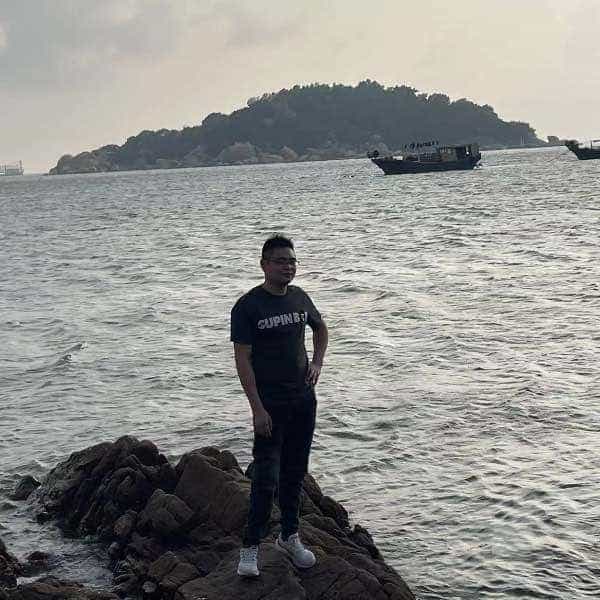 38岁岁四川单身帅哥 - 珠海吉缘网