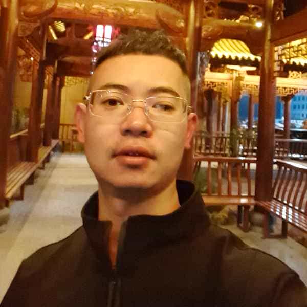 38岁岁浙江单身帅哥 - 珠海吉缘网