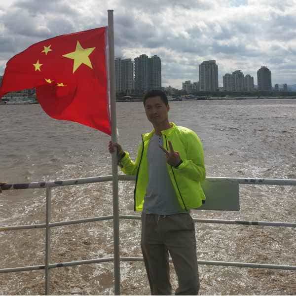 31岁岁浙江单身帅哥 - 珠海吉缘网