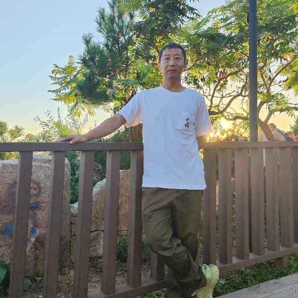 47岁岁辽宁单身帅哥 - 珠海吉缘网