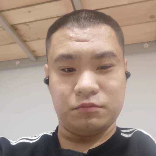 25岁岁山东单身帅哥 - 珠海吉缘网