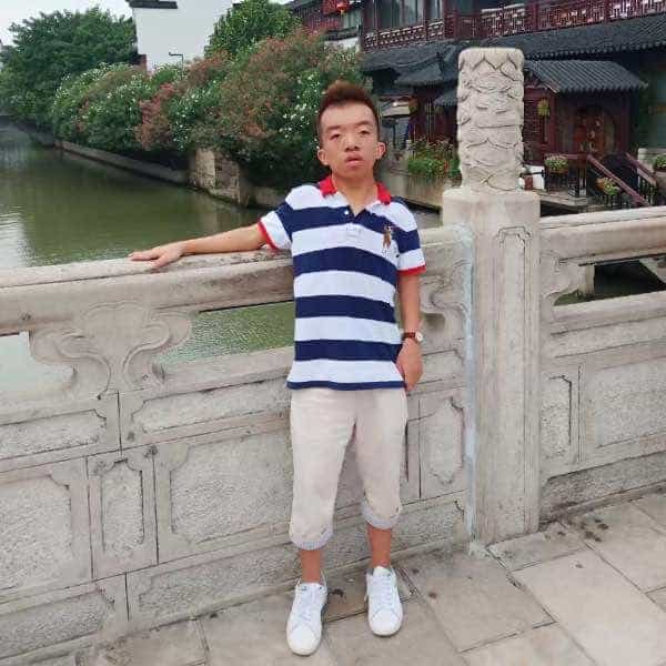 28岁岁吉林单身帅哥 - 珠海吉缘网