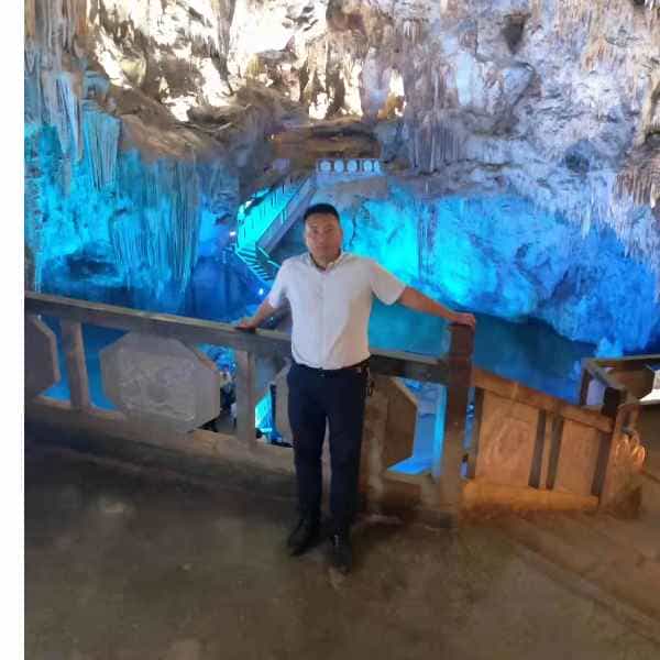 35岁岁云南单身帅哥 - 珠海吉缘网