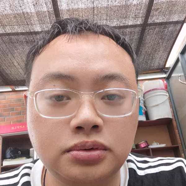 34岁岁江西单身帅哥 - 珠海吉缘网