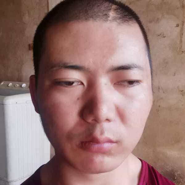 35岁岁云南单身帅哥 - 珠海吉缘网