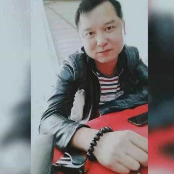 40岁岁湖南单身帅哥 - 珠海吉缘网