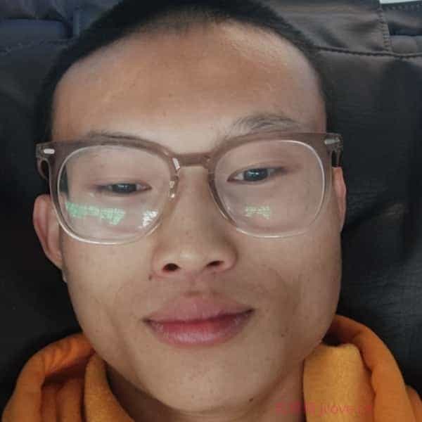 25岁岁四川单身帅哥 - 珠海吉缘网
