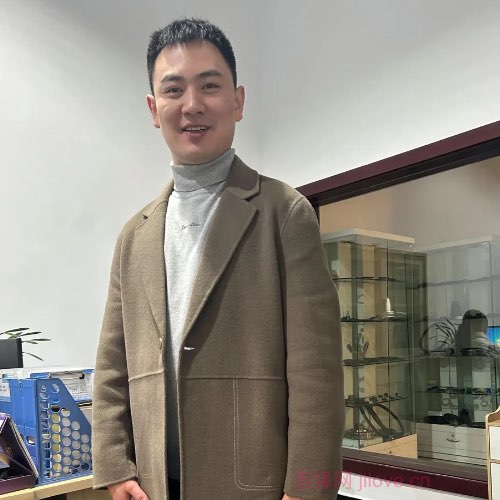 32岁岁四川单身帅哥 - 珠海吉缘网